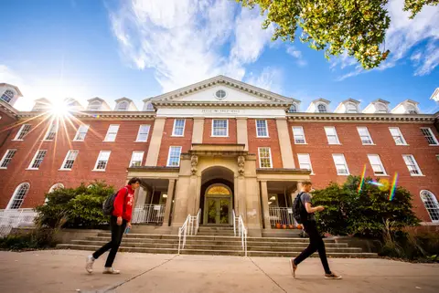Khuôn viên Illinois State University