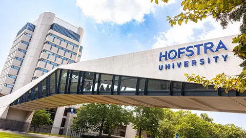 Khuôn viên Hofstra University