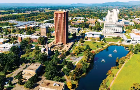 Khuôn viên University of Massachusetts Amherst