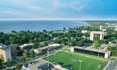 Khuôn viên University of Bridgeport